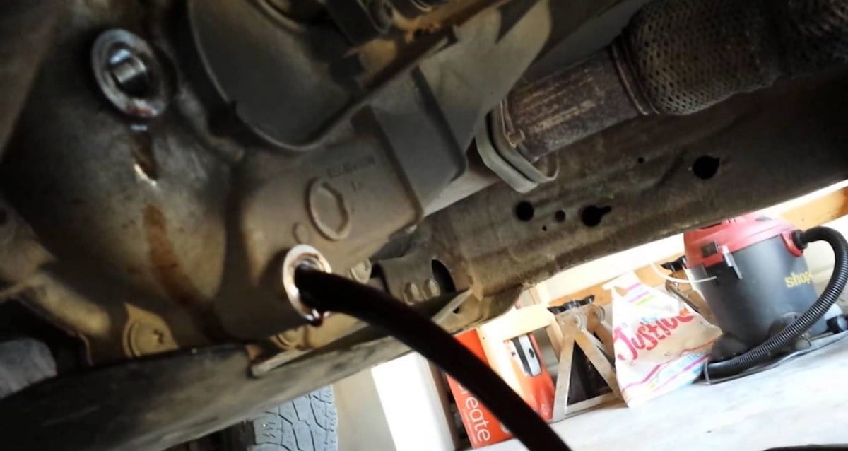 How to Change Transfer Case Fluid  