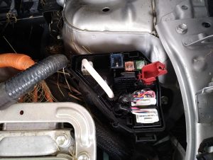 Lexus hybrid battery jump start