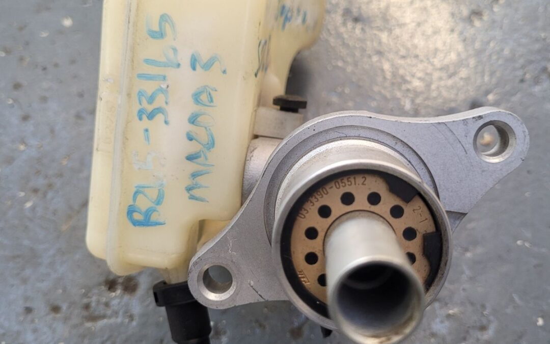 5 Symptoms of a Faulty Brake Master Cylinder