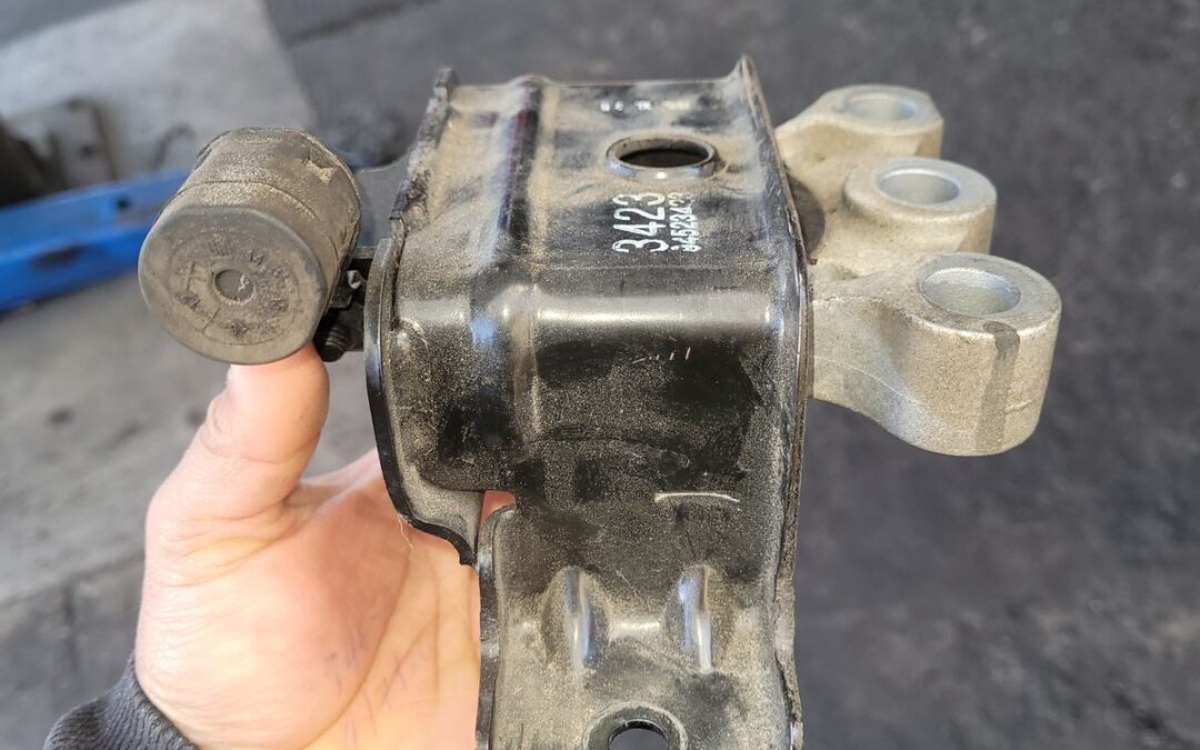 Vibration while driving Hamilton