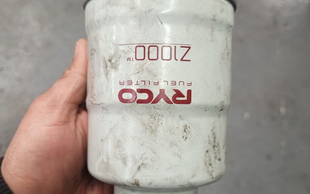 Replacing the Fuel Filter