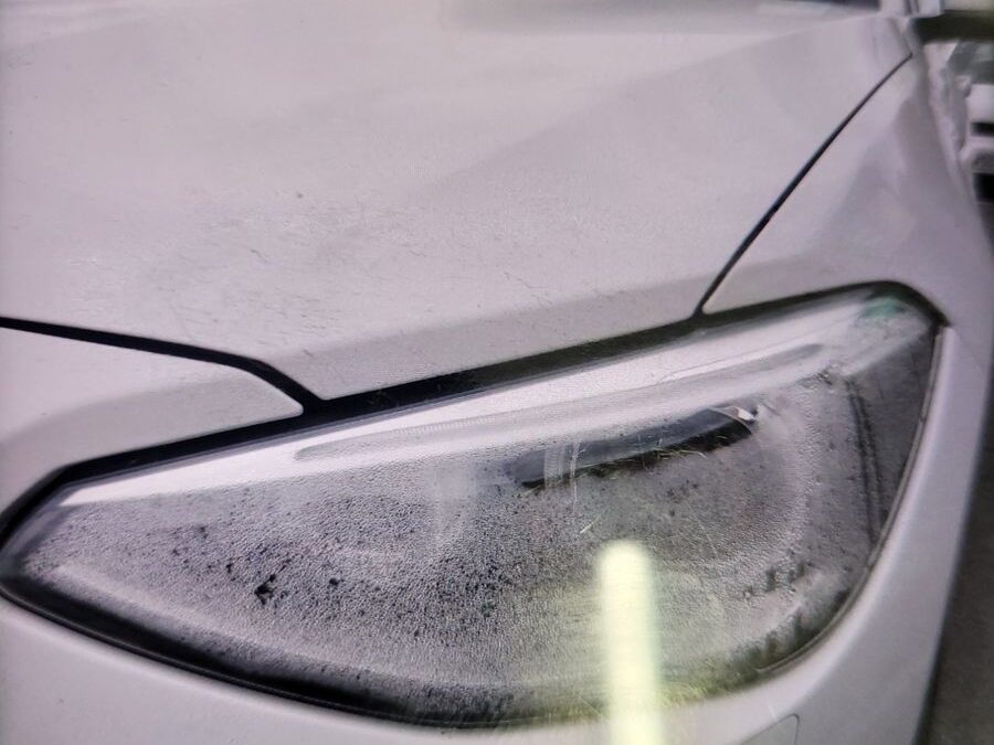 Water Moisture in Headlight Lens – Inspection & Replacement Hamilton