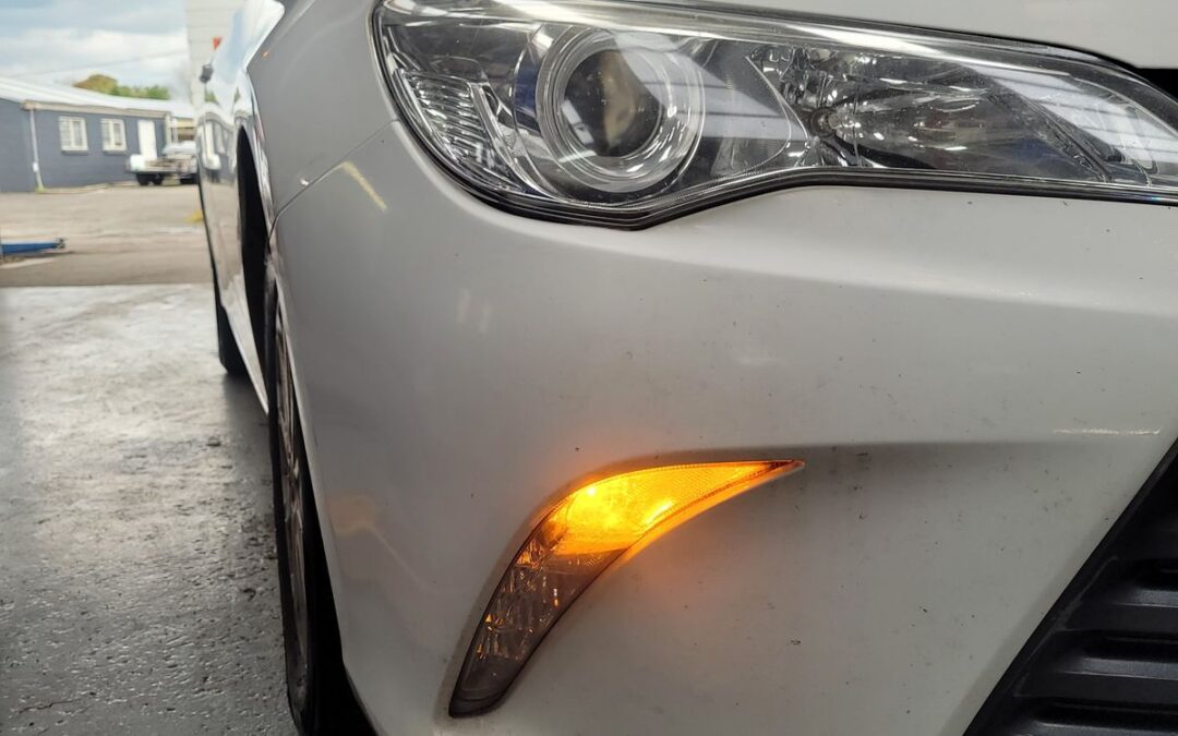 Indicator / Turn Signal / Hazard Lights – Inspection & Replacement