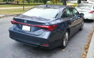 Wikimedia commons, 2019 Toyota Avalon Hybrid